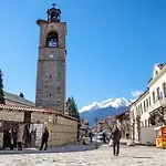 Lux * Bansko