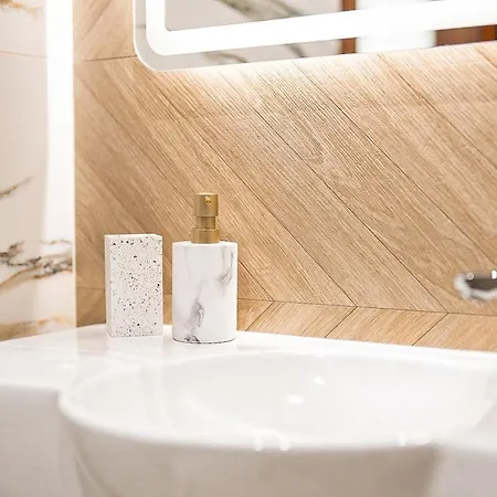 Apartament Lux